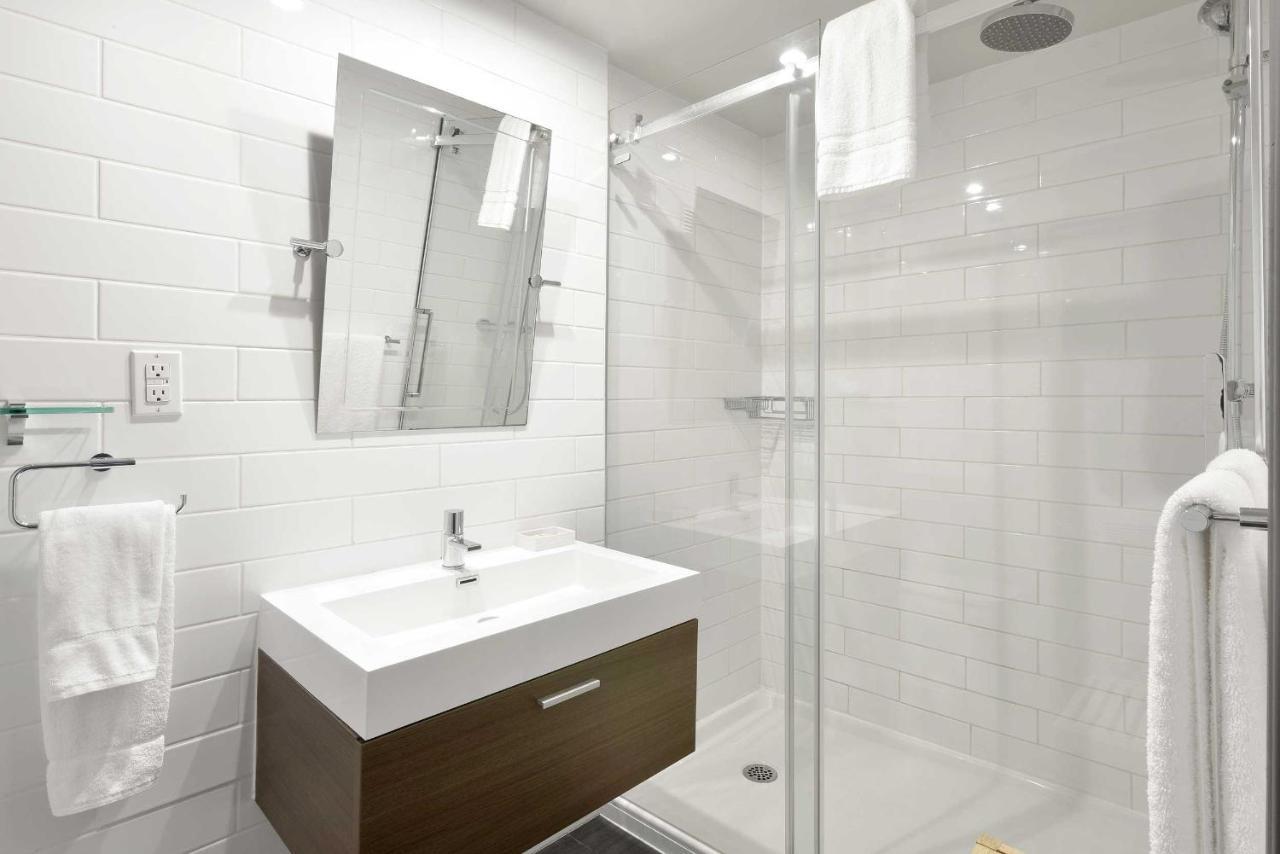 Hotel Epik Montreal Ngoại thất bức ảnh