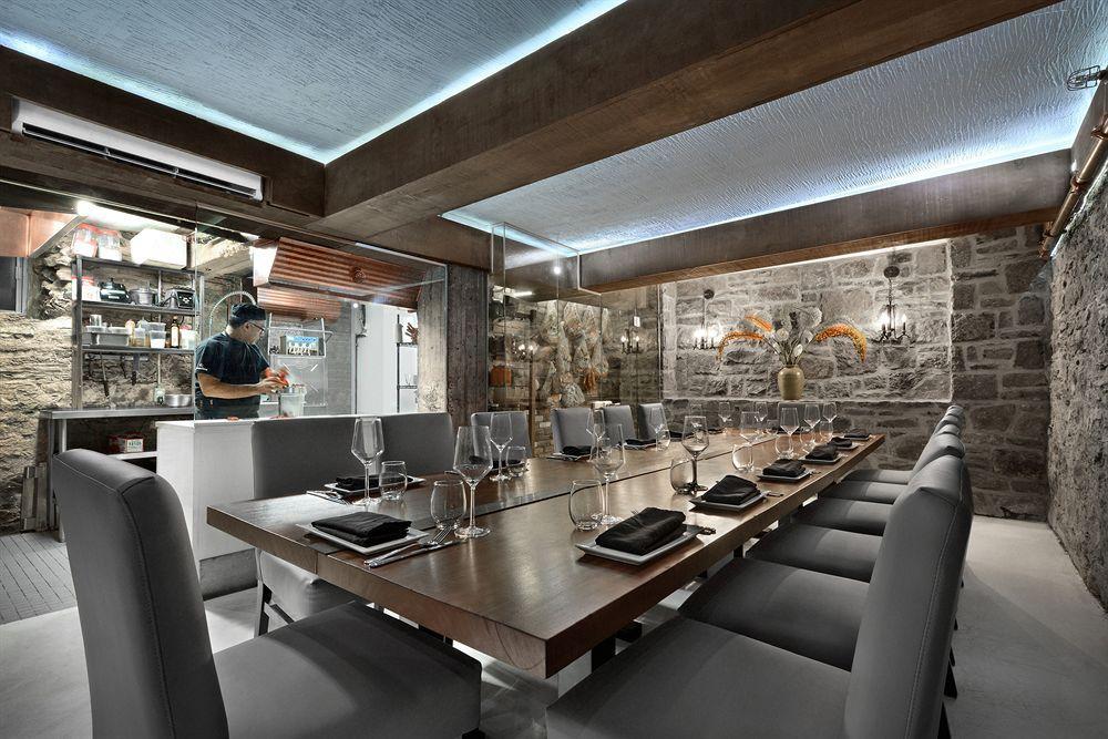Hotel Epik Montreal Ngoại thất bức ảnh