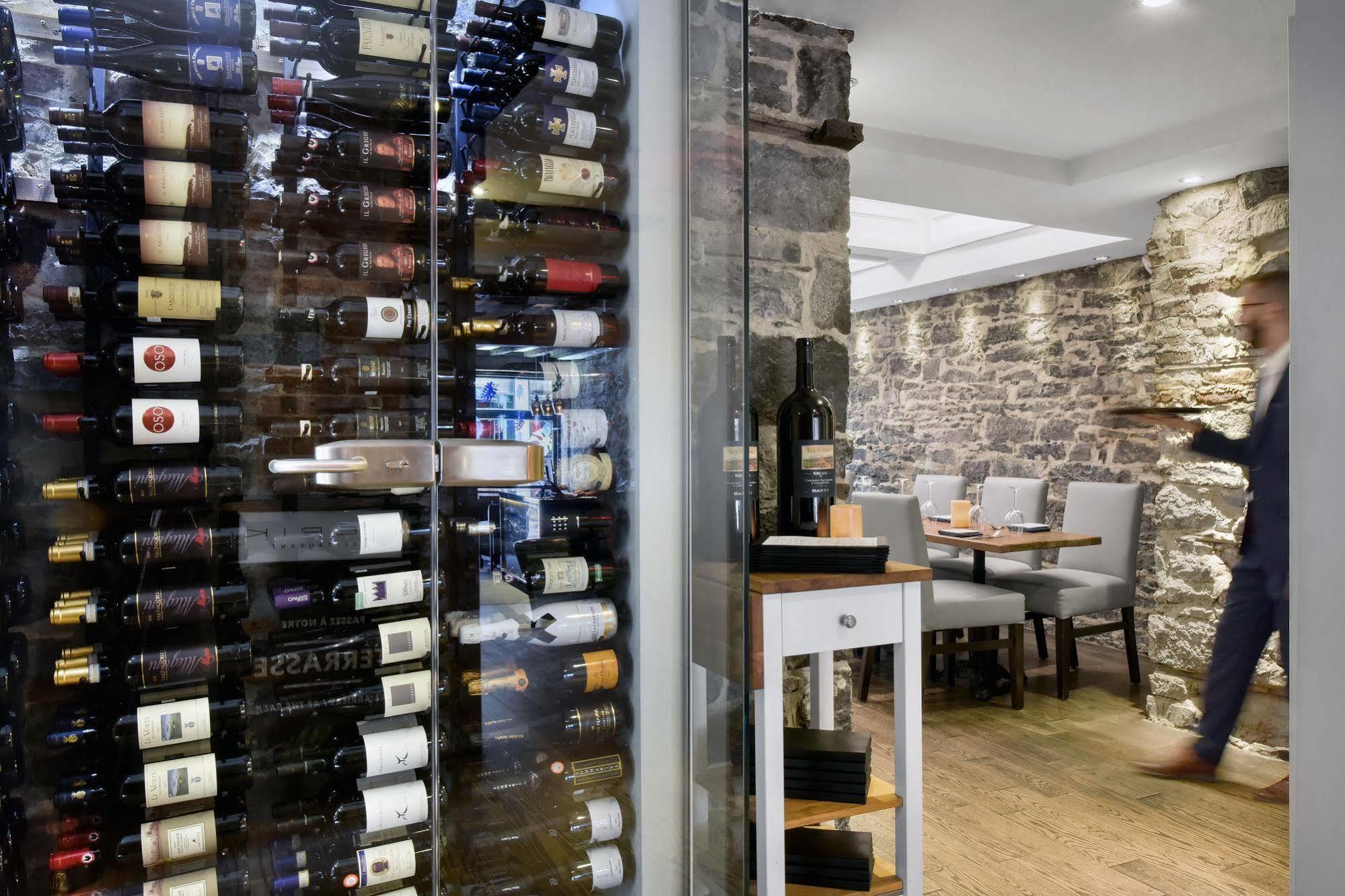 Hotel Epik Montreal Ngoại thất bức ảnh